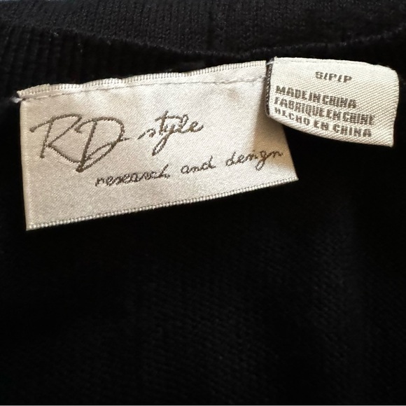 Black Sweater Sz Sm - Picture 13 of 14